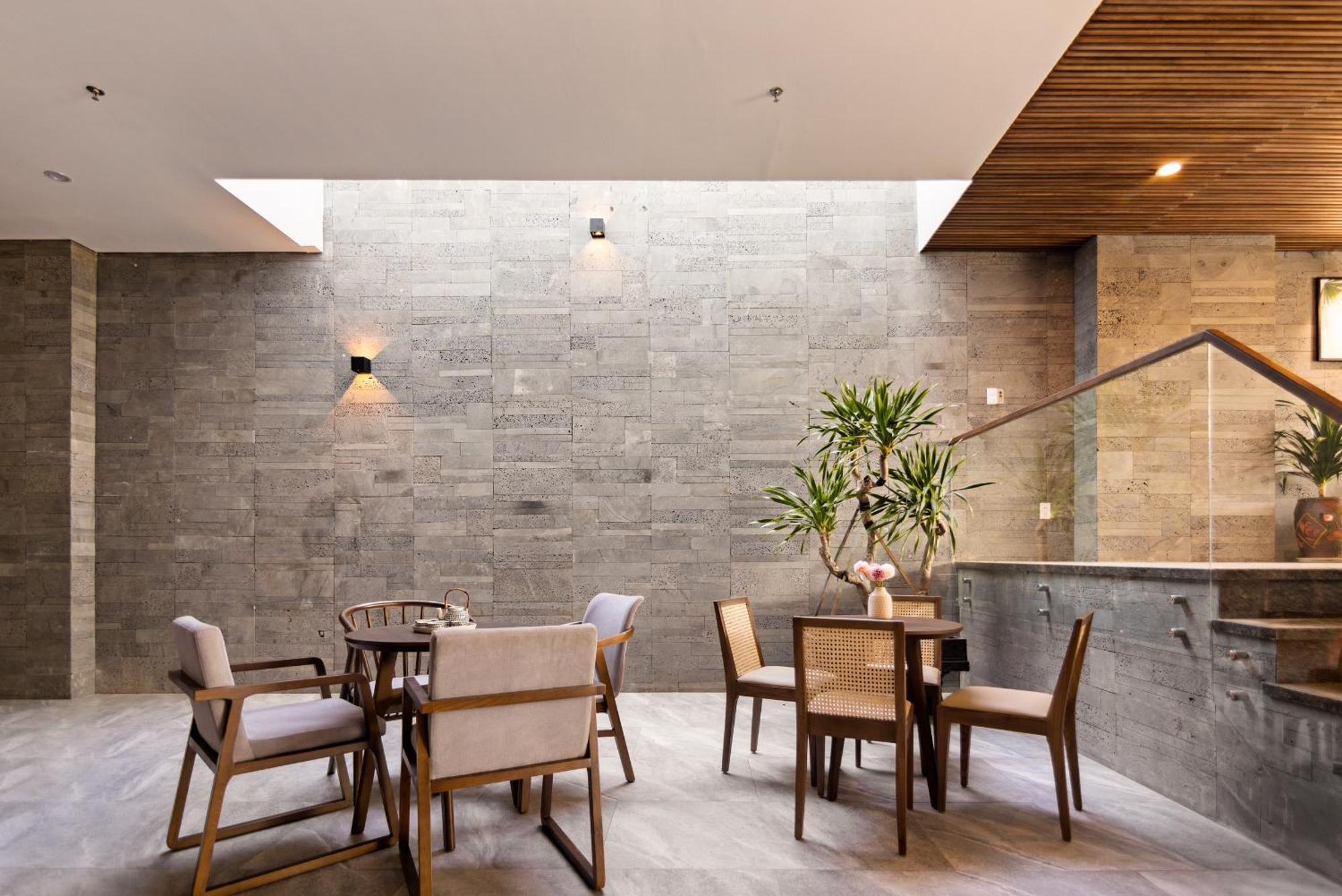 Hoang Thinh Hotel & Apartment Danang Bagian luar foto